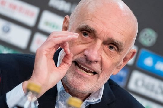 Martin Kind geht von Geisterspielen bis Jahresende aus.