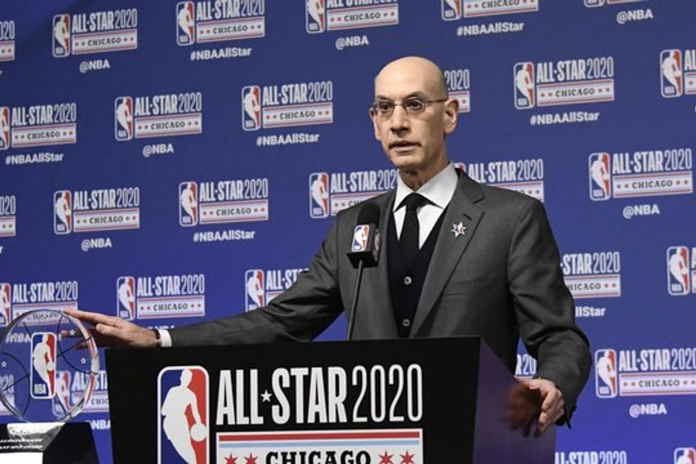 NBA-Commissioner Adam Silve plant den Neustart nach der Corona- Pandemie.