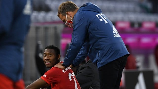 Der FC Bayern München hofft auf einen Verbleib von David Alaba (l). Der FC Bayern München hofft auf einen Verbleib von David Alaba (l).