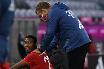 Der FC Bayern München hofft auf einen Verbleib von David Alaba (l).