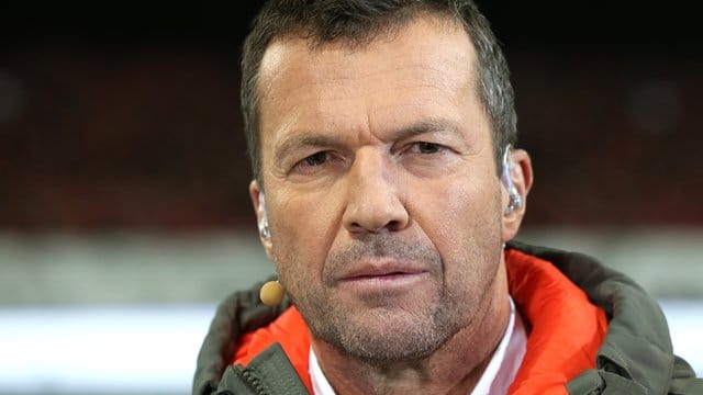 Sky-Experte Lothar Matthäus glaubt weiter an einen Favre-Abschied beim BVB zum Saisonende.