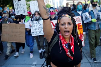 Demonstranten in Minneapolis: Die Tötung eines Schwarzen durch Polizisten hat die größte Protestwelle in den USA seit 1968 ausgelöst.