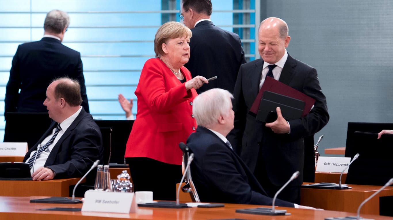 Angela Merkel, Horst Seehofer und Olaf Scholz: Das Bundeskabinett will ein umfangreiches Konjunkturpaket beschließen.