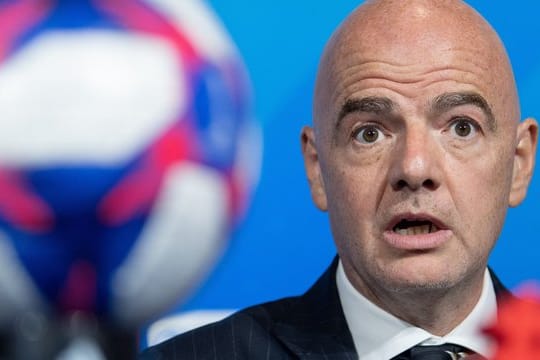 Gianni Infantino begrüßt die Protestaktionen einige Bundesliga-Profis.