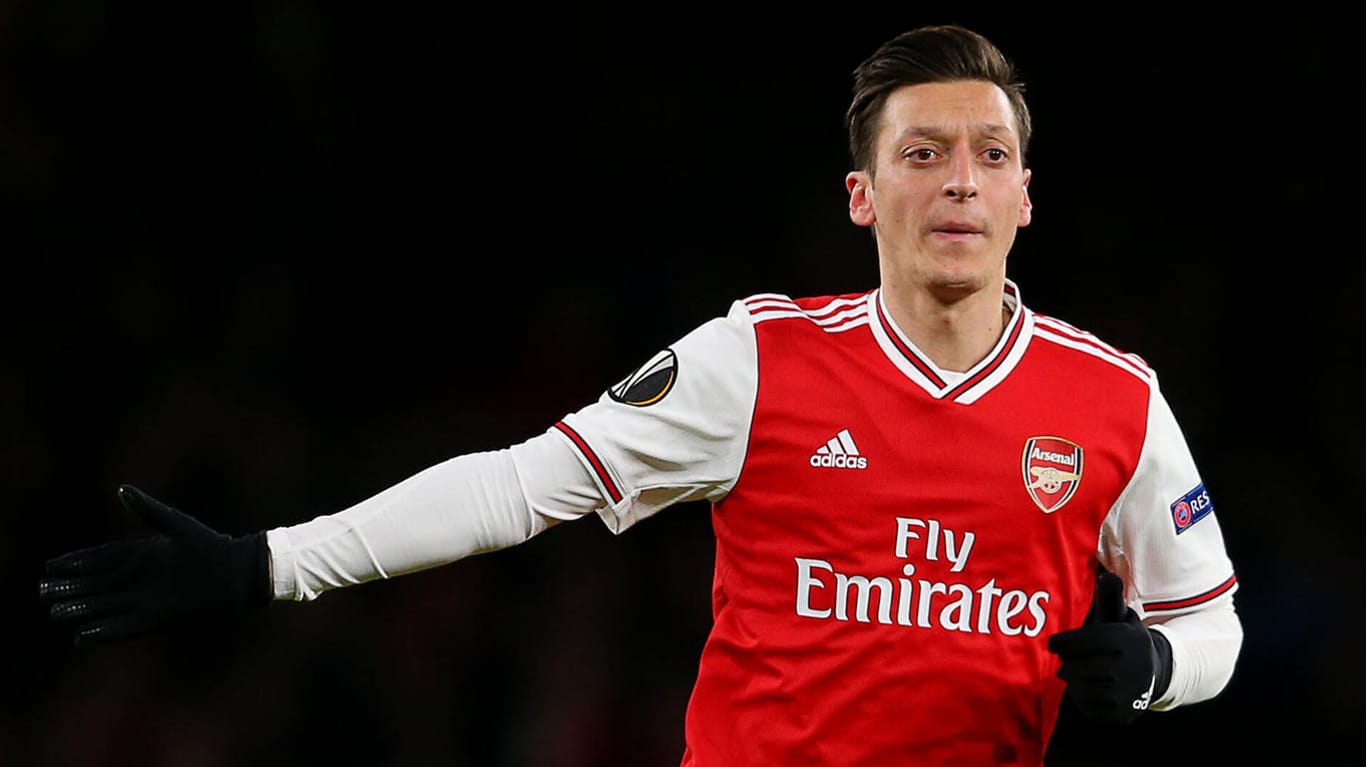 FC Arsenal: Mesut Özils privater Vertrag mit Adidas wird seitens des Unternehmens wohl nicht mehr verlängert werden.