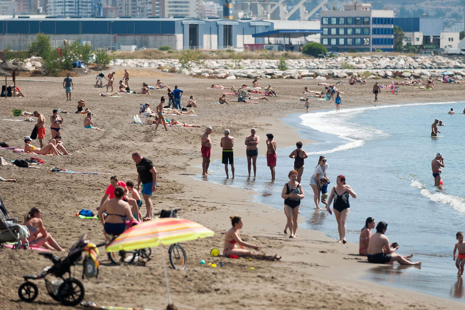 Urlaub in Europa: Maßgeblich für eine Aufhebung der Reisewarnung sollten die Qualität der Gesundheitssysteme und die Infektionszahlen in den Ländern sein.