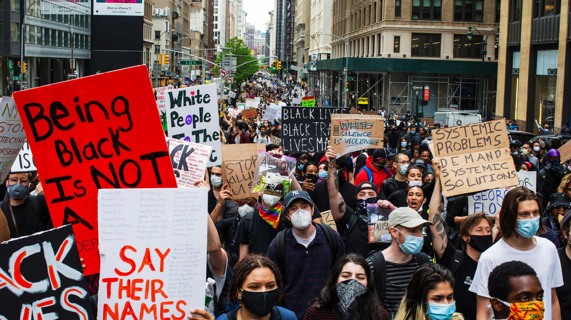 Proteste in New York: Doch Menschen in ganz Amerika gehen nach dem gewaltsamen Tod von George Floyd auf die Straßen.