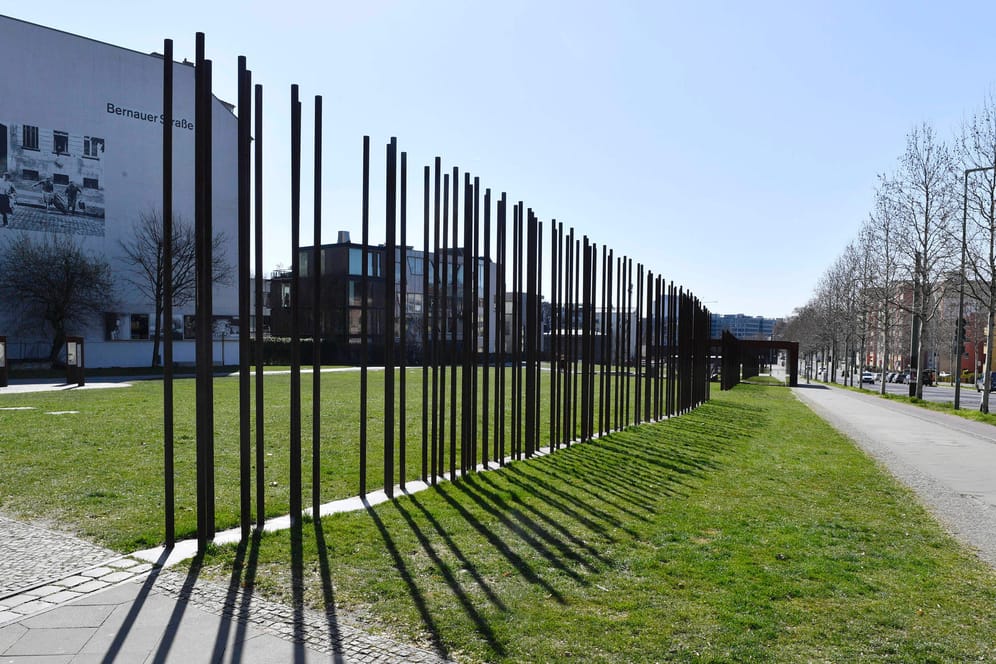 Die Gedenkstätte Berliner Mauer an der Bernauer Straße: Bald empfängt das dazugehörige Dokumentationszentrum wieder Besucher.