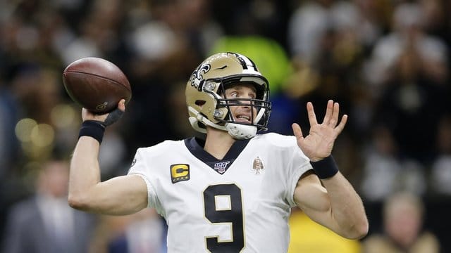 NFL-Quarterback Drew Brees hatte mit Kommentaren über die Proteste für Empörung gesorgt. NFL-Quarterback Drew Brees hatte mit Kommentaren über die Proteste für Empörung gesorgt.