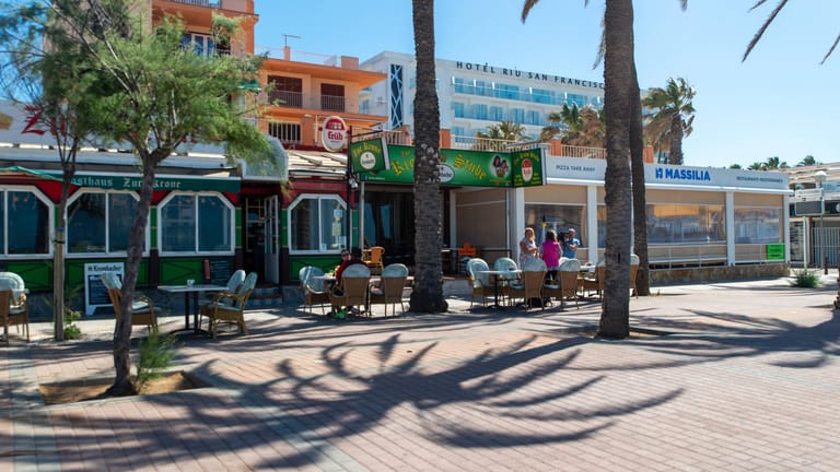 Urlaub: Restaurants können auf Mallorca wieder wie gewohnt öffnen.