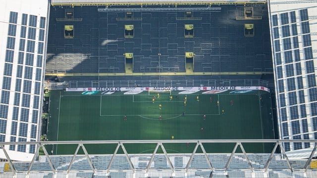 Borussia Dortmund plant die Rückkehr von wenigstens einem Teil der Zuschauer in den Signal Iduna Park.