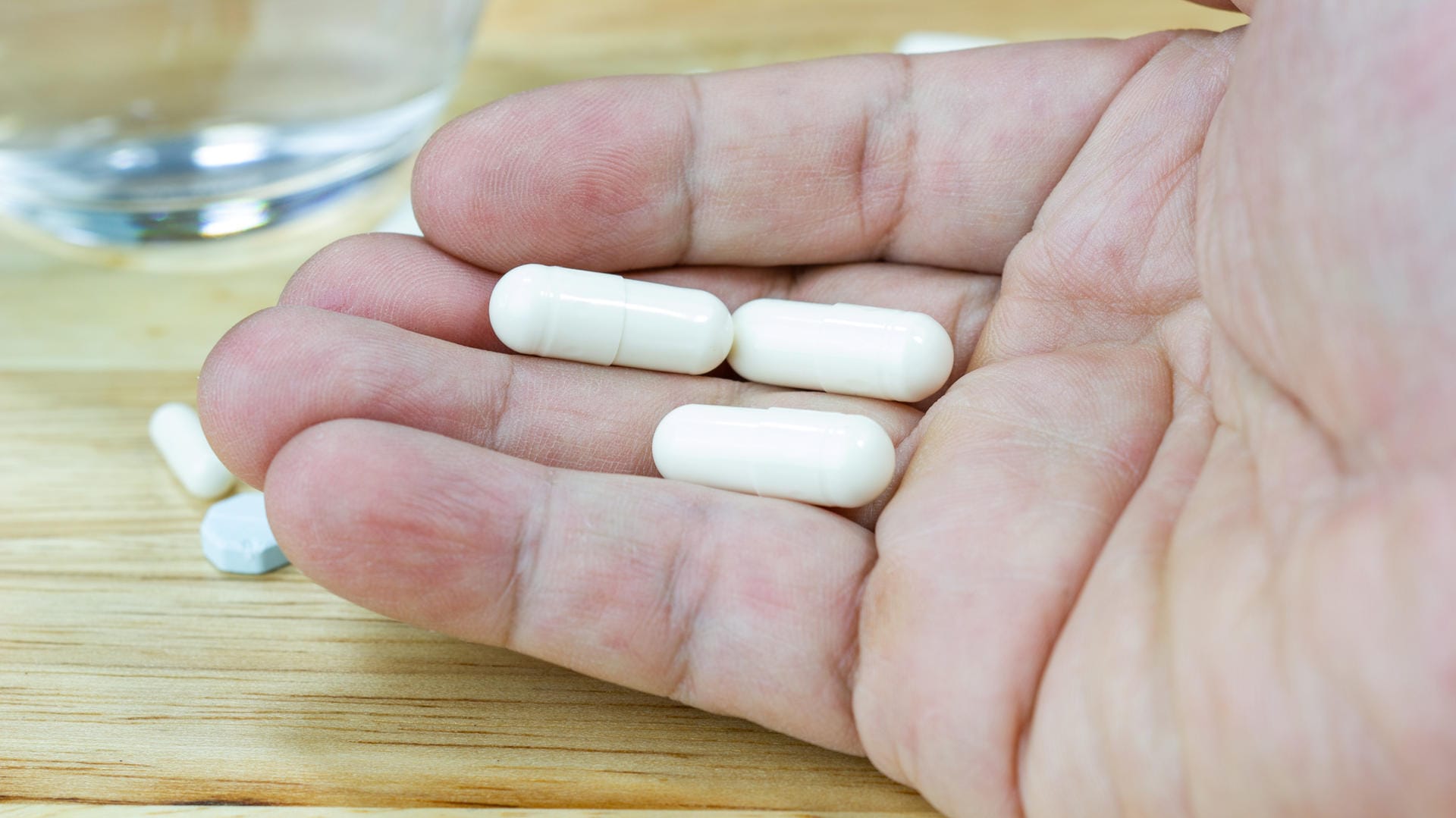 Ibuprofen: Das Schmerzmittel wird derzeit im Rahmen einer Studie bei der Behandlung von Covid-19 eingesetzt.