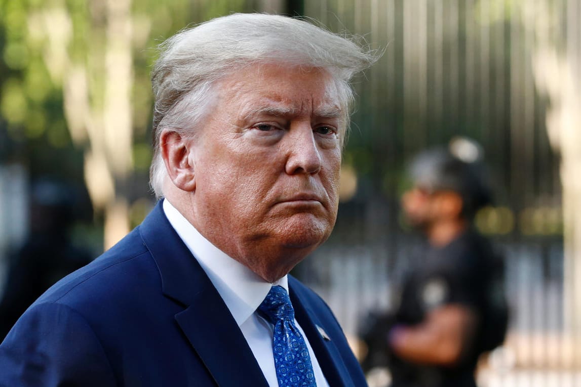 Donald Trump: Erneut legt sich das soziale Netzwerk Twitter mit dem US-Präsidenten an.