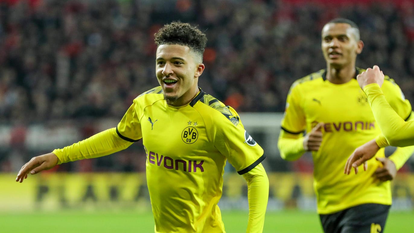 BVB: Stars, wie Sancho (l.) und Akanji könnten harte Sanktionen durch die DFL wegen eines Friseurbesuches treffen. BVB: Stars, wie Sancho (l.) und Akanji könnten harte Sanktionen durch die DFL wegen eines Friseurbesuches treffen.