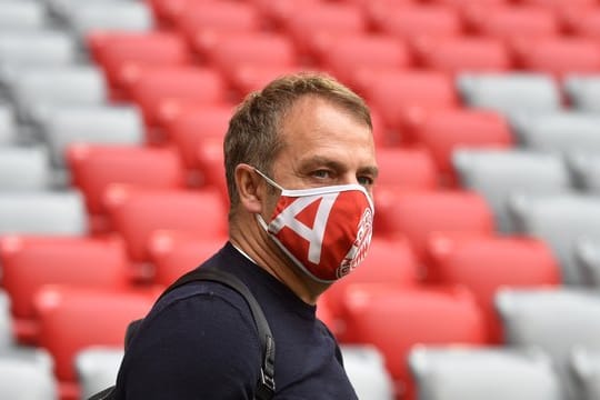 Hat mit dem FC Bayern München in der englischen Woche gleich drei Topspiele vor dem Bug: Trainer Hansi Flick.
