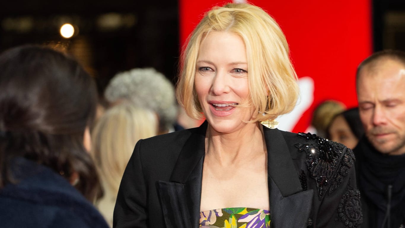 Cate Blanchett: Die Schauspielerin hat sich mit einer Kettensäge am Kopf verletzt.