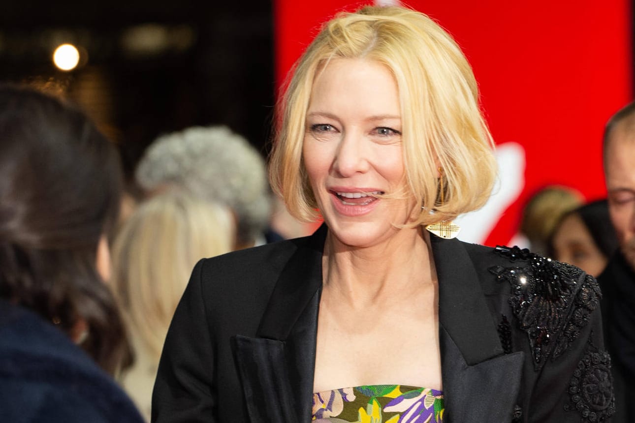 Cate Blanchett: Die Schauspielerin hat sich mit einer Kettensäge am Kopf verletzt.