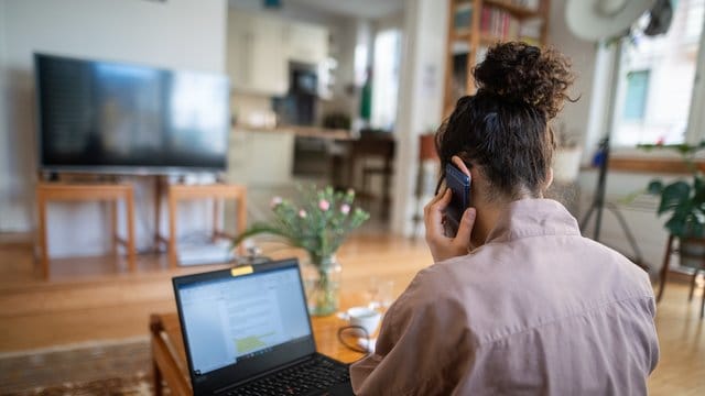 FDP-Politiker Vogel fordert, Deutschland solle sich an der EU-Richtlinie zur Arbeitszeit orientieren. FDP-Politiker Vogel fordert, Deutschland solle sich an der EU-Richtlinie zur Arbeitszeit orientieren.