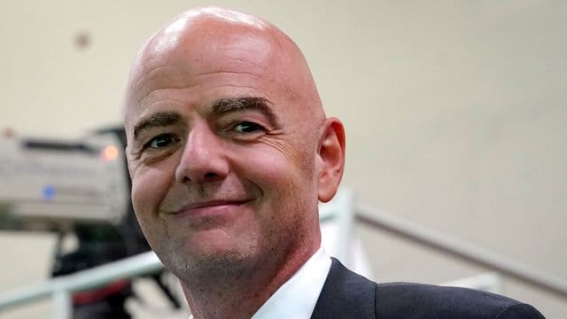 Gianni Infantino ist der Präsident der FIFA.