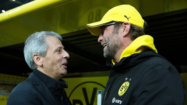 Jürgen Klopp (r) hält Lucien Favre "für einen guten Trainer": Begegnung 2014. Jürgen Klopp (r) hält Lucien Favre "für einen guten Trainer": Begegnung 2014.