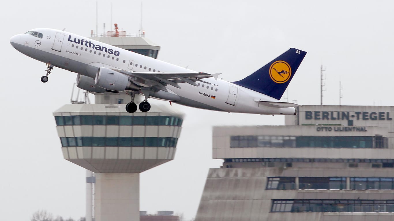 Lufthansa: Der Konzern war zuletzt schwer unter Druck geraten, weil seit Monaten kaum noch Flugverkehr möglich ist.