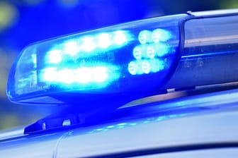 Zugriff in Oferschwang: Die Polizei im Oberallgäu musste eine 49 Jahre alte Frau festnehmen.