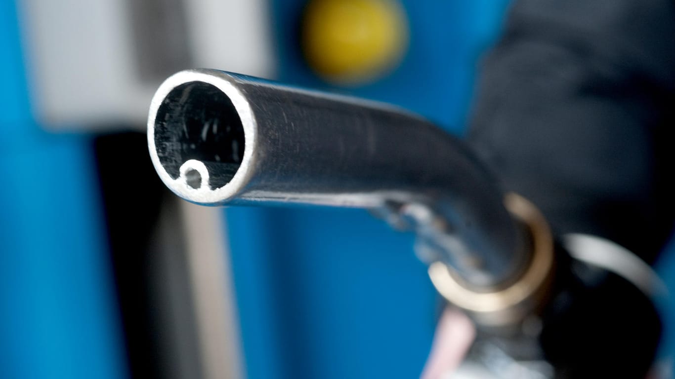 Freie Tankstellen: Die Qualität von Kraftstoff ist in Deutschland gesetzlich geregelt. Der Sprit muss an jeder Tankstelle Mindestanforderungen genügen.