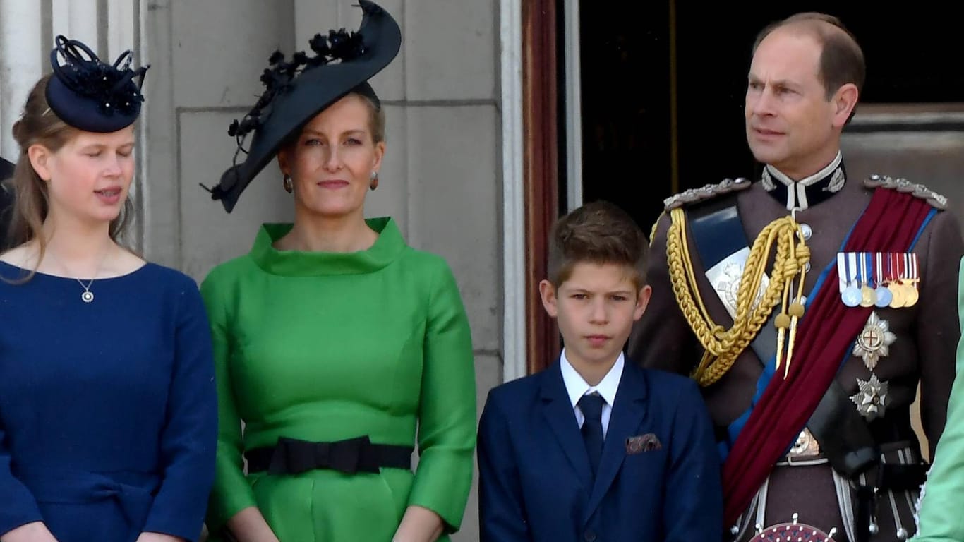 Lady Louise Windsor, Gräfin Sophie, James, Viscount Severn und Prinz Edward: Die Familie des jüngsten Queen-Sohnes.