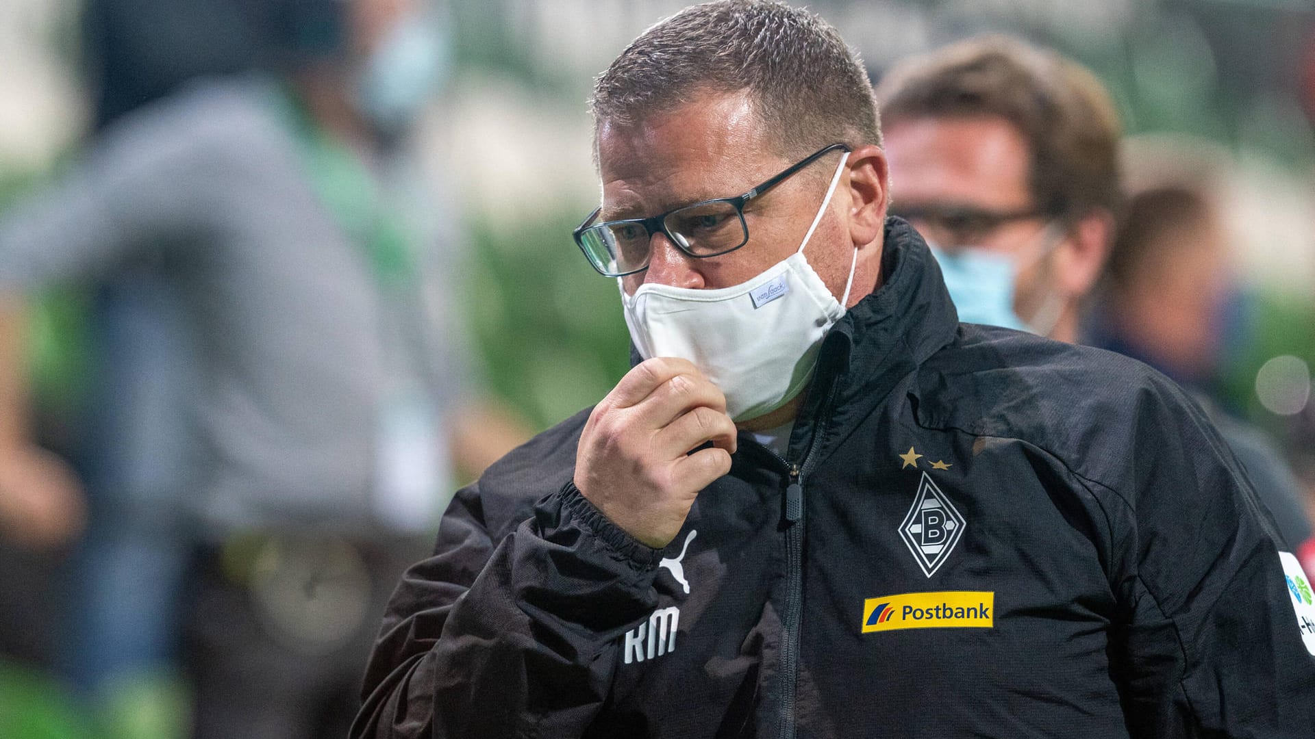 Darf gegen Bayern nicht mit auf der Bank sitzen: Max Eberl. Darf gegen Bayern nicht mit auf der Bank sitzen: Max Eberl.