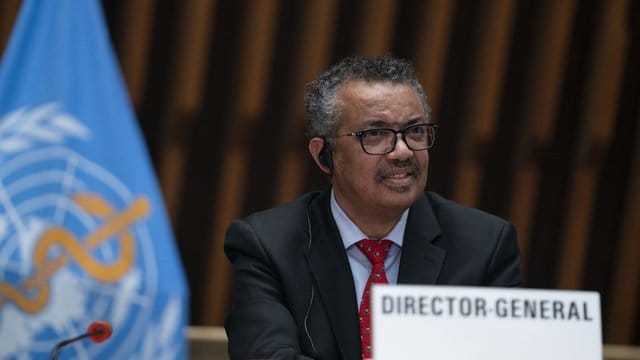 Der Generaldirektor der Weltgesundheitsorganisation, Tedros Adhanom Ghebreyesus, warnt im Kampf gegen die Coronavirus-Pandemie vor Nachlässigkeit. Der Generaldirektor der Weltgesundheitsorganisation, Tedros Adhanom Ghebreyesus, warnt im Kampf gegen die Coronavirus-Pandemie vor Nachlässigkeit.