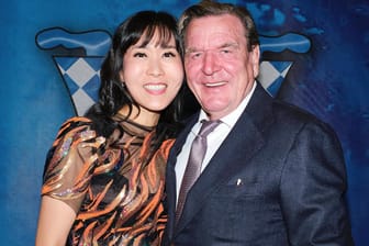 Gerhard Schröder und Soyeon Schröder-Kim: Das Paar ist seit 2018 verheiratet.