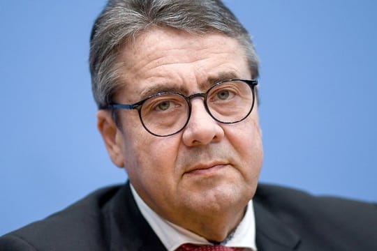 Ex-SPD-Chef Gabriel: "Viele Gruppen in der Gesellschaft empfinden unsere Politik inzwischen als elitär, als abgehoben.
