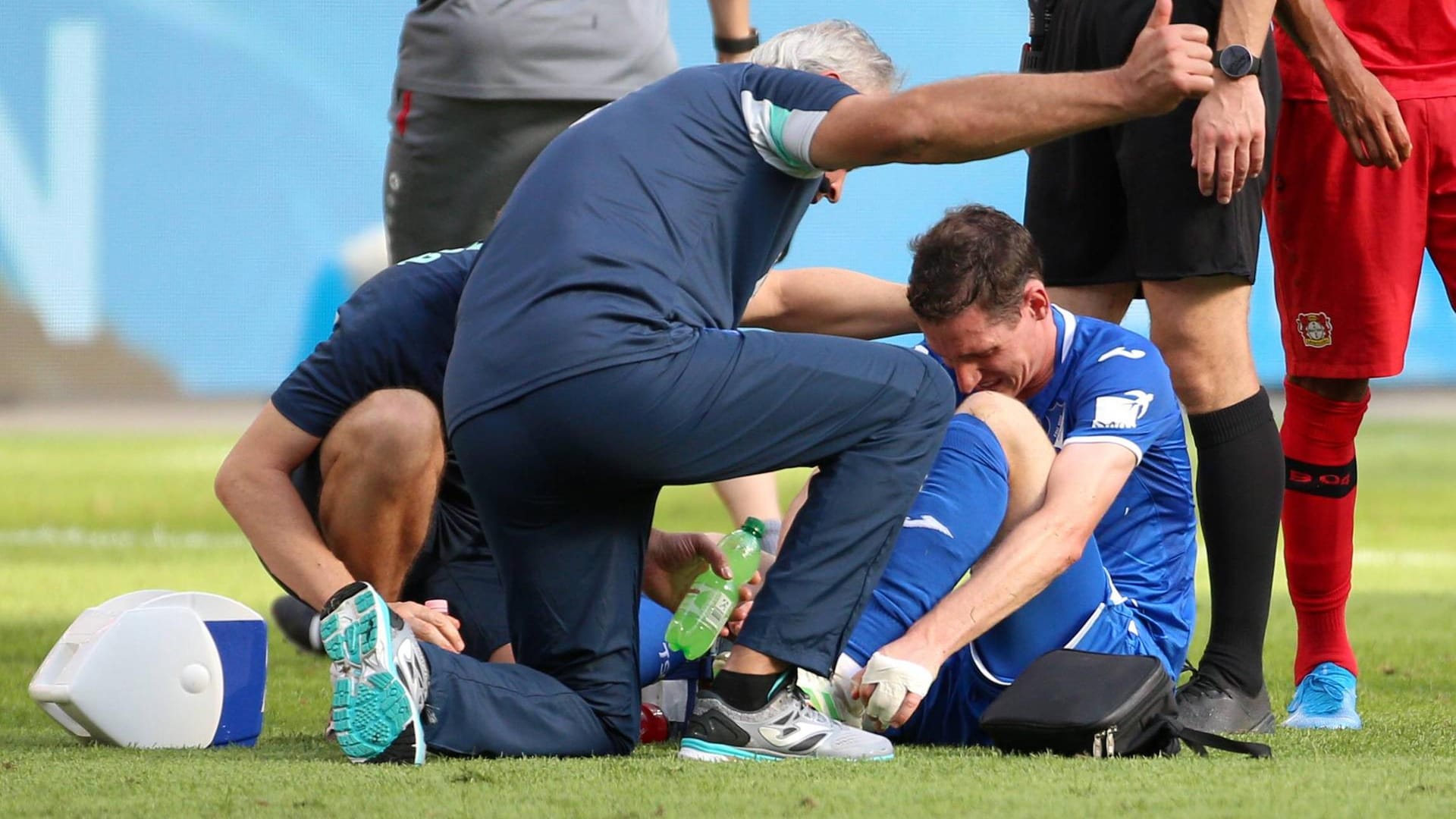 Arzt Tomas Frölich im Einsatz bei der TSG Hoffenheim: Er berichtet von einem dramatischem Erlebnis beim VfB Stuttgart.