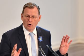 Thüringens Ministerpräsident Bodo Ramelow spricht in Erfurt.