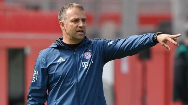 Flügelstürmer gesucht: Bayern-Trainer Hansi Flick kann sich eine Verbesserung des Kaders vorstellen. Flügelstürmer gesucht: Bayern-Trainer Hansi Flick kann sich eine Verbesserung des Kaders vorstellen.