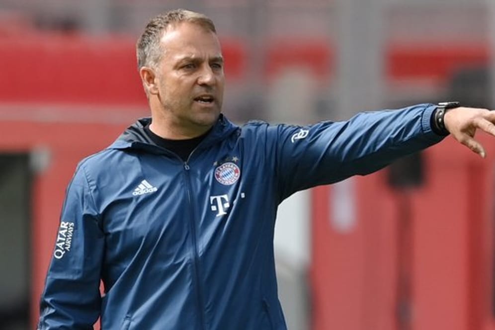 Flügelstürmer gesucht: Bayern-Trainer Hansi Flick kann sich eine Verbesserung des Kaders vorstellen.