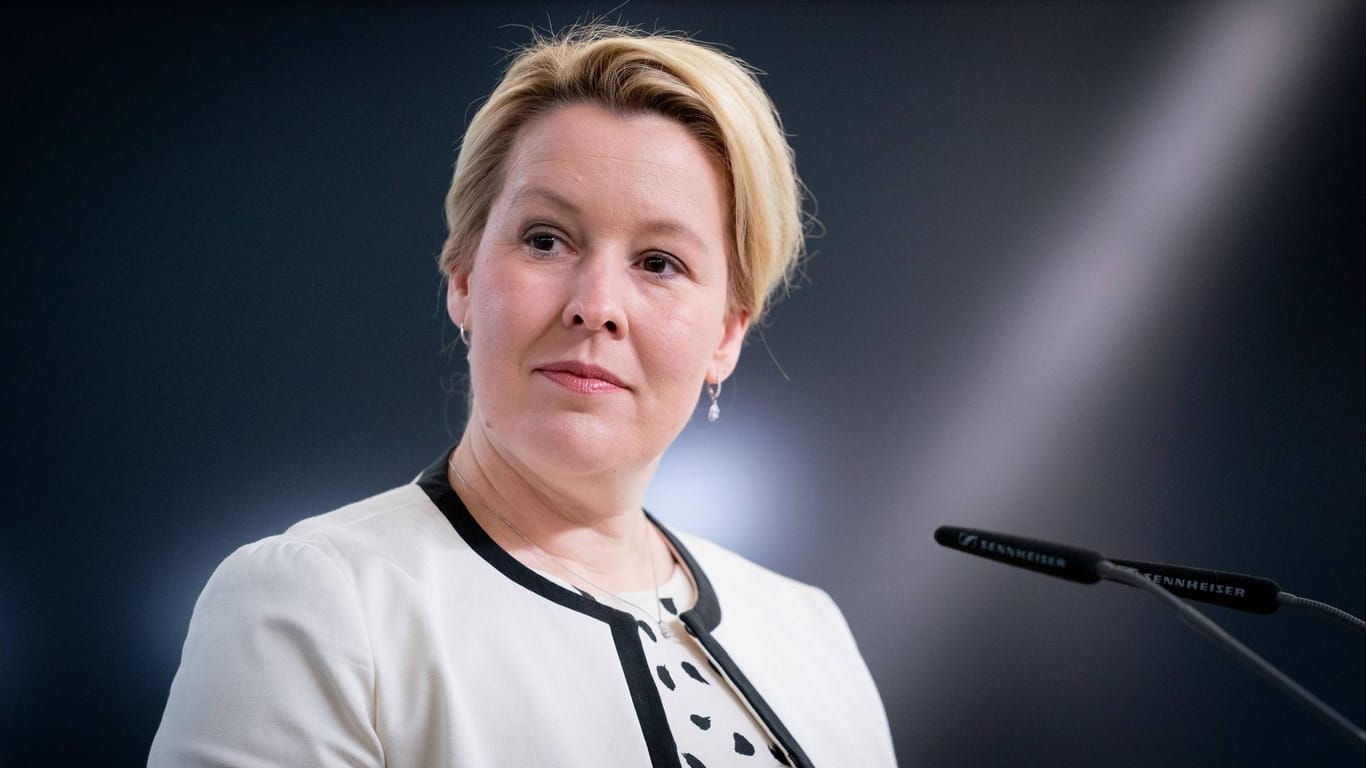 Franziska Giffey (SPD): Die Bundesministerin für Familie, Senioren, Frauen und Jugend will, dass Kindesmissbrauch konsequent bestraft wird.