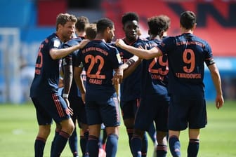 Wollen gegen Eintracht Frankfurt den Einzug ins Pokalfinale fix machen: Die Spieler des FC Bayern München.