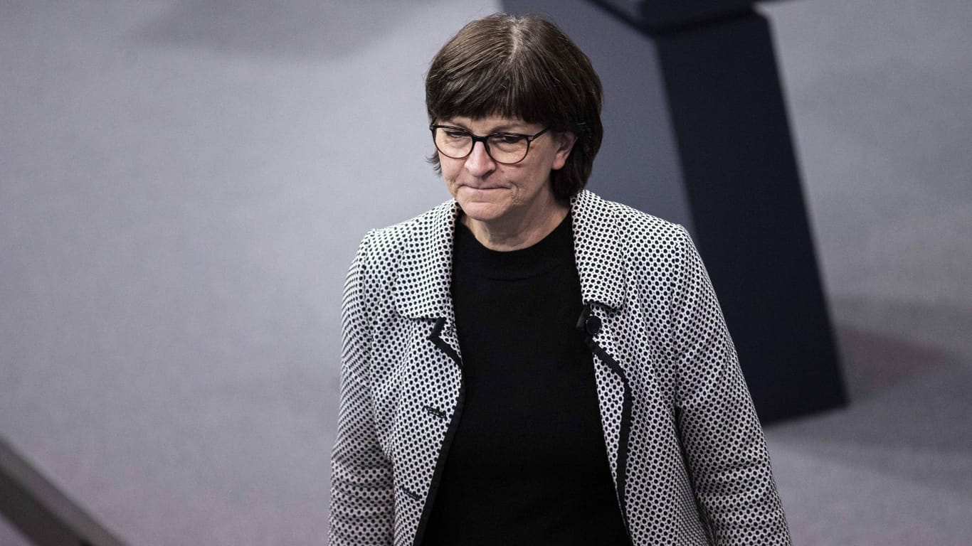 Saskia Esken: Die Chefin der SPD bekommt in der Rassismus-Debatte Rückhalt der Türkischen Gemeinde in Deutschland.