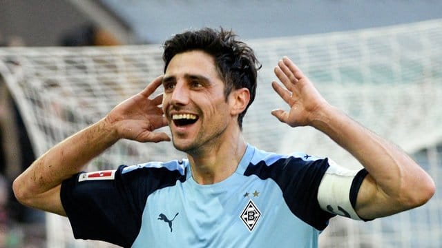 Mönchengladbachs Kapitän Lars Stindl glaubt an einen Sieg gegen die Bayern.