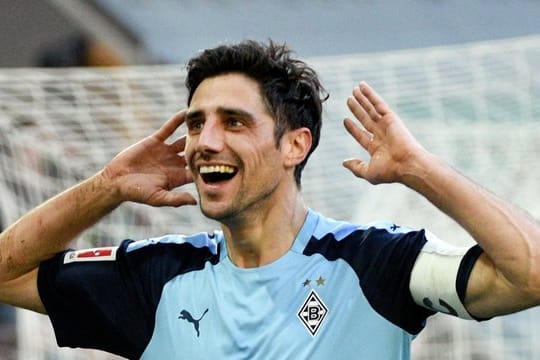 Mönchengladbachs Kapitän Lars Stindl glaubt an einen Sieg gegen die Bayern.