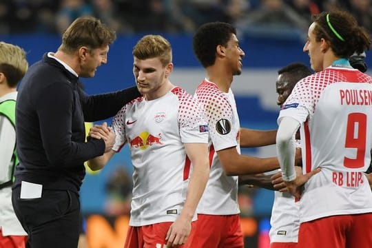 Ralph Hasenhüttl (l) trainierte Timo Werner in Leipzig.