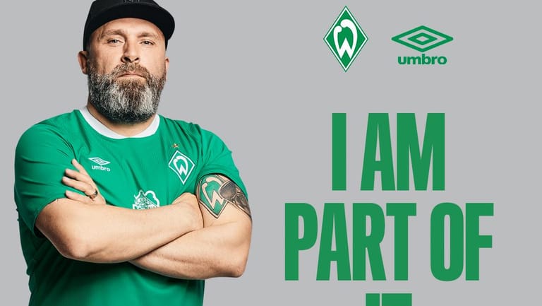 Niko Hüls: Der Hip-Hop-Journalist hat die Werder-Raute auf dem Arm tätowiert.
