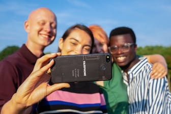 Die Selfie-Kamera des Fairphone 3 löst mit acht Megapixeln auf.