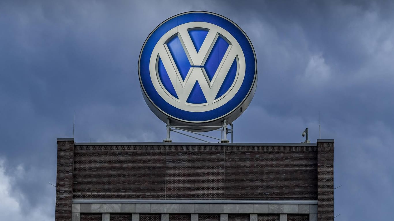 VW-Zentrale in Wolfsburg: Der Konzern zieht keine personellen Konsequenzen aus einem von vielen Menschen als rassistisch empfundenen Werbespot.