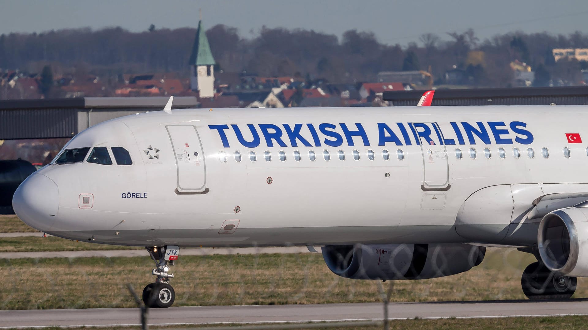 Turkish Airlines: Die Fluggesellschaft und ihre Tochter steuern wieder deutsche Ziele an.