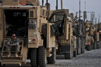 US-Soldaten im Irak (Archivbild): Die USA wollen ihre Truppen reduzieren.