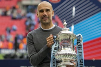 Finale des FA Cups 2019: Im vergangenen Jahr holte Manchester City um Trainer Pep Guardiola den ältesten Vereinspokal der Welt.