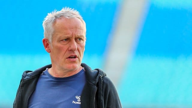 Trainer Christian Streich hat seinen Vertrag beim SC Freiburg verlängert. Trainer Christian Streich hat seinen Vertrag beim SC Freiburg verlängert.