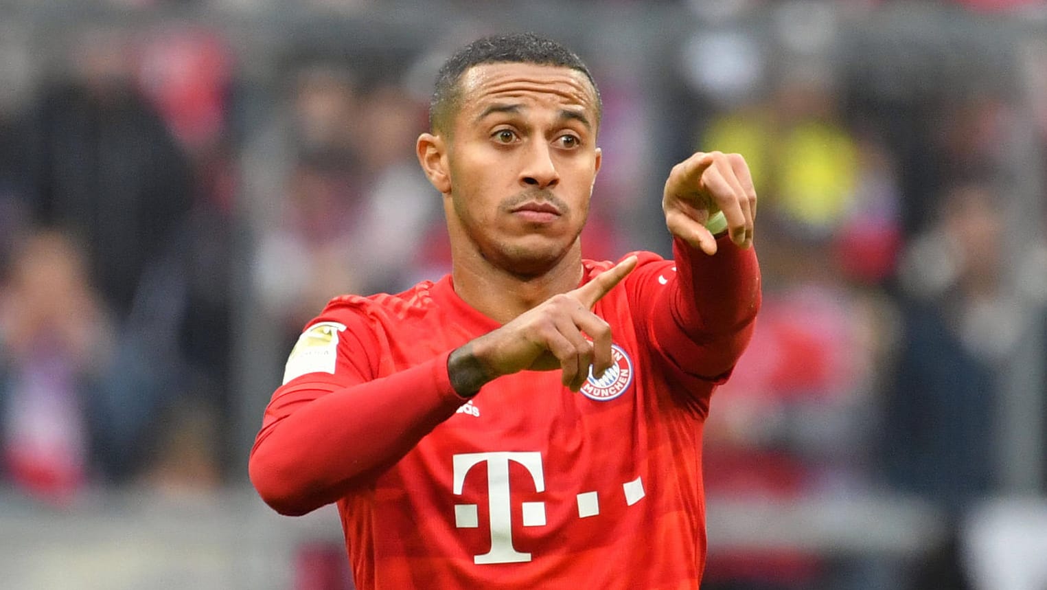 Thiago: Der Spanier wird dem FC Bayern in den kommenden Wochen nach einer OP fehlen.